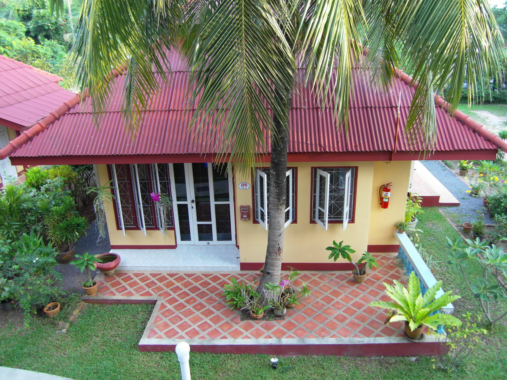 Palm Village Rawai Extérieur photo